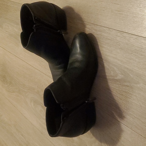 Sam Edelman - Petty Boot Black Leather Size 6 - Picture 2 of 4